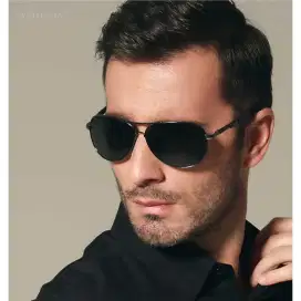 Kacamata Hitam Merk