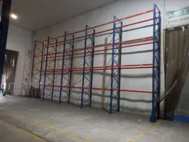 Rak gudang pergudangan