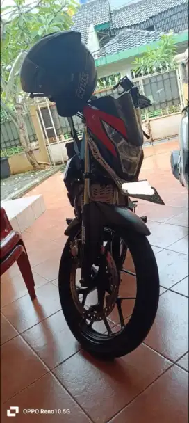Sonic 150 2016 warna asli merah hitam