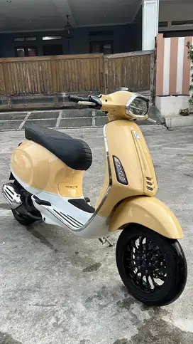 Vespa sprint ABS 2021