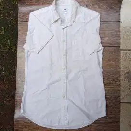 Kemeja Uniqlo Putih Original