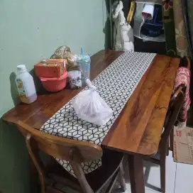 Meja jati 4 kursi mulus