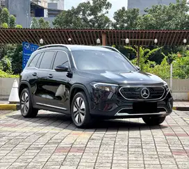 Mercedes Benz EQB250 Nik 2023 Low Km Record Under Warranty / EQE EQS