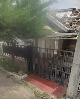 Rumah tua Kelapa Gading (Gading Griya) 8x15m, hitung tanah saja, murah