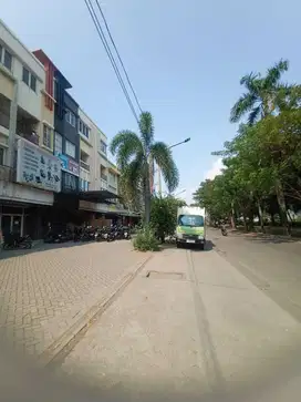 Disewa Ruko Palm Crown