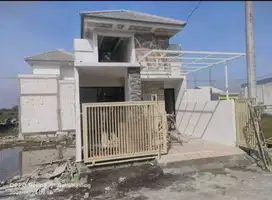 Rumah siap huni type mezzanine 200jtan 3 menit terminal Benowo