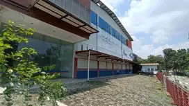 Gedung 3 lantai strategis ramai di Wr supratman semarang barat  9526