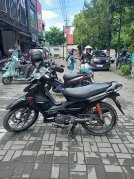 Shogun NR 2008 plat H