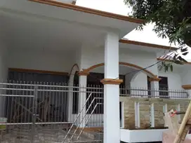 Rumah Baru, Bagus & Strategis dekat Mall