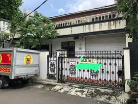 RUMAH 2 LANTAI SIAP HUNI DI ANGGREK GARUDA KEMANGGISAN JAKBAR