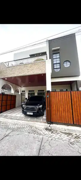 rumah kost sangat strategis sedan dekat hotel hyatt