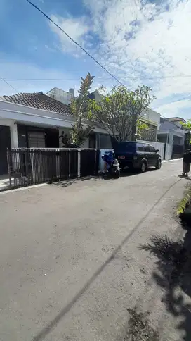 Jarang Ada Rumah Terawat 1 lantai Di Sekelimus Kota Bandung