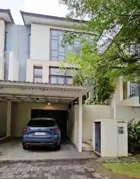 Rumah Lancewood Navapark, Mewah dan Modern 2,5 lantai