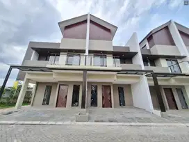 New Project Cluster modern 3 Lantai dengan attic dan rooftop outdoor