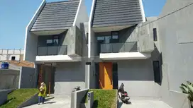 Hidup Mewah di Pusat Kota! Rmh 2 Lt.  Harga 1,9 M, 13 mnt MRT L.Bulus