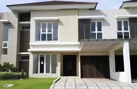 Rumah hoek 2lt 441m type 4KT Cluster Dbanyan JGC Jakarta Garden City