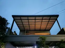 Kanopi baja ringan