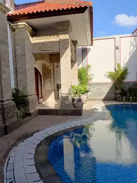 RUMAH LANTAI 2 PREMIUM RENON PUSAT KOTA DENPASAR SELATAN BALI