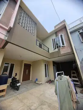 Rumah Siap Huni 750 m ke Stasiun Lenteng Agung  Jakarta Selatan