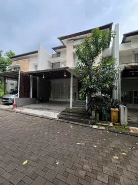 Rumah 2 lantai di Lebak Bulus, Jakarta Selatan