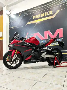 CBR 250 ABS SP 2cilinder km 8rb mulus.Anugerah Motor rungkut tengah 81