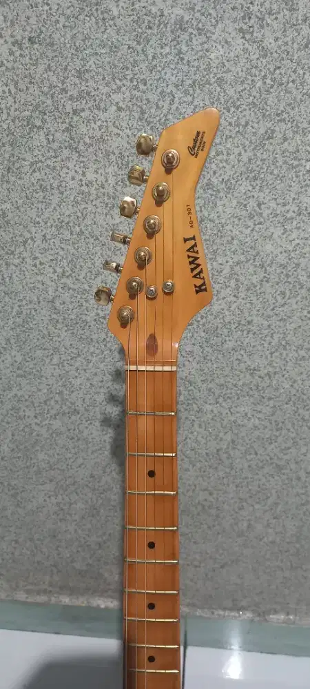 Gitar Kawai AQ-301 Japan