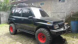 Jeep Suzuki Sidekick 4x4
