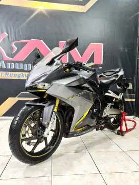 Honda CBR250RR STD TH 2017 Surat lengkap no minus odo 9rb aja