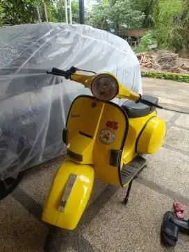 Vespa PX150 tahun 1982
