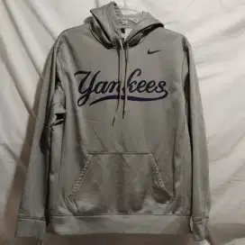 VTG NEW YORK YANKEES HOODIE