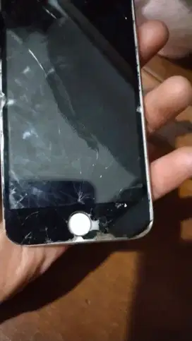 Handphone iPhone 6