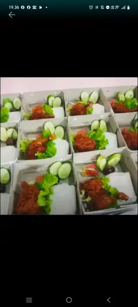 Karyawan catering