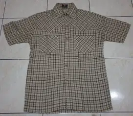 Kemeja kotak cowboy