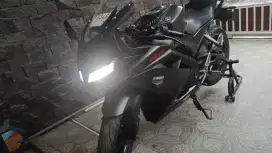 DIJUAL R15 V3 / TUKER TAMBAH MATIC