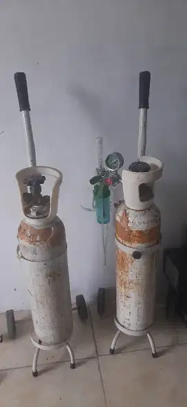 Tabung Gas Oksigen 2 Unit lengkap
