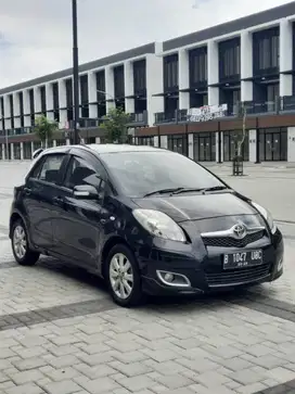 Toyota Yaris E AT 2011