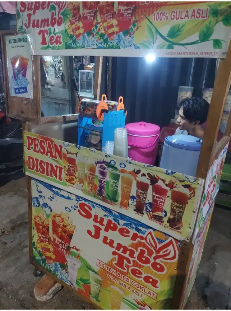 Gerobak Es Teh Jaga Lapak Es Teh