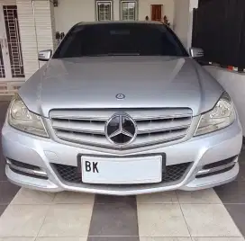 MERCEDES BENZ C200 W204 CGI 2013