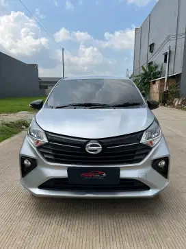 Sigra R matic 2023 silver murah