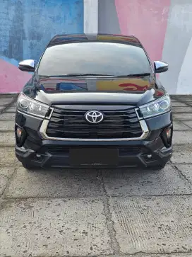 Venturer Diesel 2022 Hitam