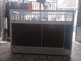 Etalase Serbaguna Mulus