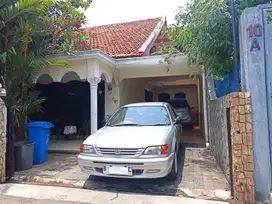 Jual cepat dan murah, Toyota Soluna 2000 bisa nego