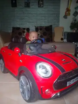 Mobil anak Pliko