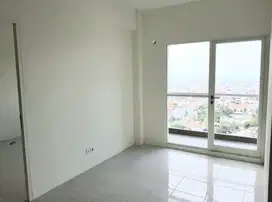 Dijual Apartemen 2 kamar dgn balkon di Puncak Dharmahusada A 10, Sby