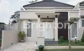 Rumah baru minimalis 700 JT an hanya 5 menit dari exit tol Sawojajar
