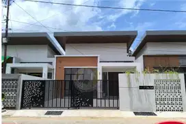 D jual rumah baru siap huni d jl Paris 2,lokasi strategis&rame