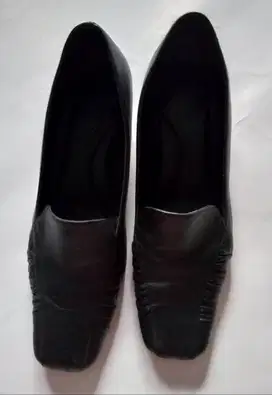 Pantofel hitam Apple Green ori heels 5 cm size 24-24.5 cm