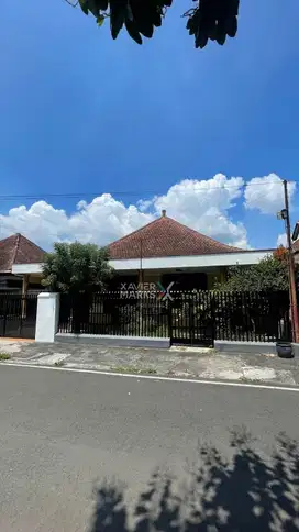 dijual rumah lokasi strategis daerah rampal dan pasar klojen malang