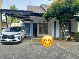Rumah Rapi Siap Huni di Pondok Rangon Cipayung