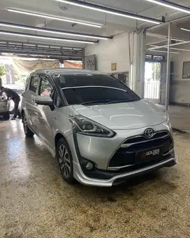 sienta tipe q tangan ke dua low km 60.000